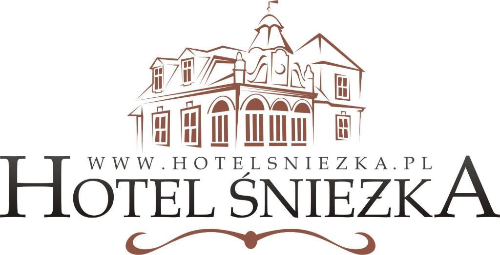 ホテル Sniezka クロスノ 部屋 写真